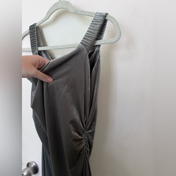 Reformation Ritz Off the Shoulder Dress Grey Velvet NWT size XL - Picture 3 of 6